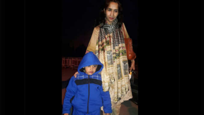 India reunites 5-year-old Pak boy with mother 