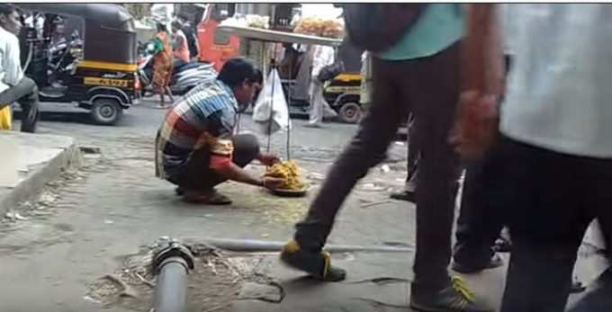 ಪಾನಿಪೂರಿ ವ್ಯಾಪಾರ ಆರಂಭಿಸಲುಯ ಮಾಡುತ್ತಿರುವ  ಸಿದ್ಧತೆ