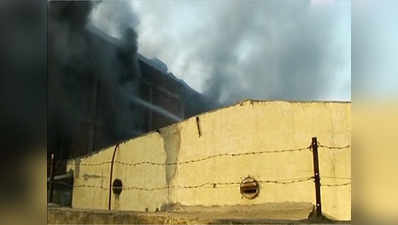 Delhi: Massive fire at factory in Mundka 