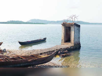 ರೌದ್ರ ತಾಳದ ಕಾಳಿಗೆ ಮಲೀನ ಪಟ್ಟ