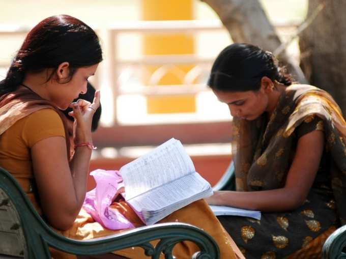 SBI PO Exam: ऐसे करें तैयारी, दो महीने में बनें अधिकारी