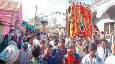 ಚೆಲುವನಹಳ್ಳಿಯಲ್ಲಿ ವಿಜೃಂಭಣೆಯ ಸತ್ತಿಗೆ ಉತ್ಸವ