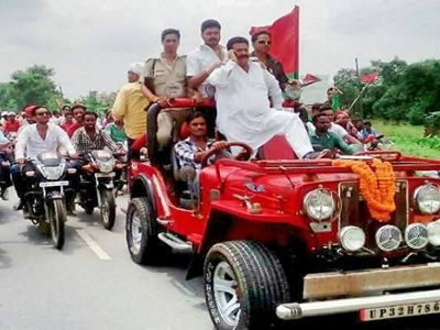 ভোট মিটলেই ‘জ্যান্ত পুড়ে মরবি’, হুমকি খোদ মন্ত্রীর!