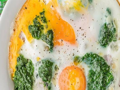 एग्ज फ्लॉरेंटाइन: यूं बनाएं अंडे की मजेदार डिश