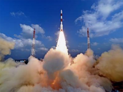 भारत ने 104 सैटलाइट लॉन्च से स्पेस में बढ़ाई प्रतिस्पर्द्धाः चीनी मीडिया