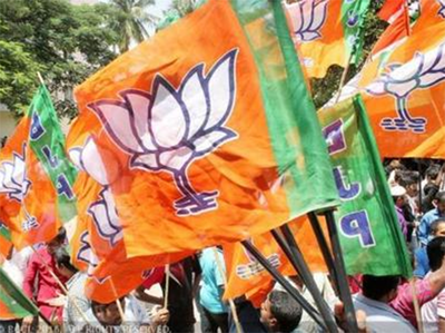 यूपी चुनावः BJP प्रत्याशी के प्रचार वाहन पर हमला, सांप्रदायिक तनाव