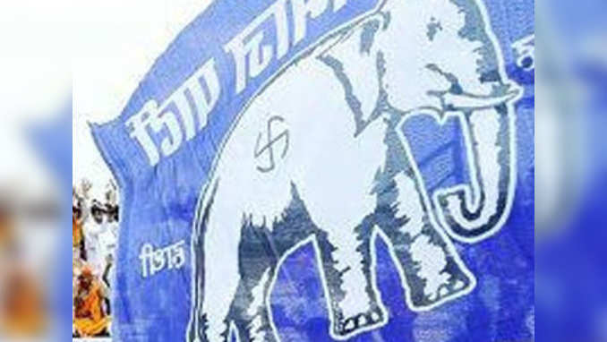 Mayawatis elephants feed on currency notes: Rajnath Singh 