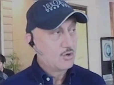 Opposition parties politicising Gurmehar Kaurs issue for political mileage: Anupam Kher 