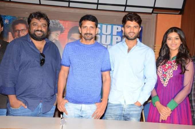 ద్వారక మూవీ సక్సెస్ మీట్ ఫొటోస్