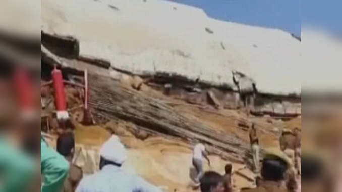 Building collapses in Kanpur, rescue operations on 