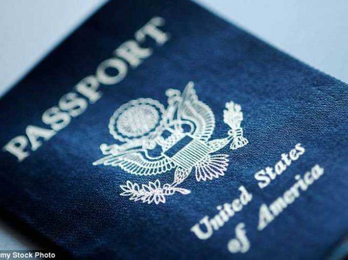नीले रंग का पासपोर्ट