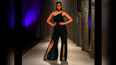 इंडिया फैशन वीक ऑटम विंटर 2017 में सितारों ने बिखेरा जलवा