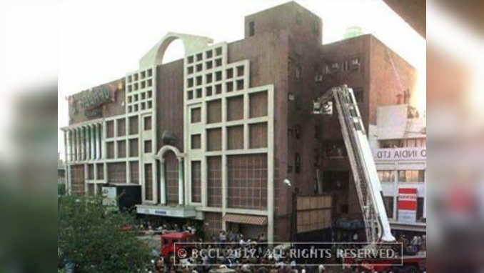 Uphaar fire: SC declines more surrender time to Gopal Ansal 