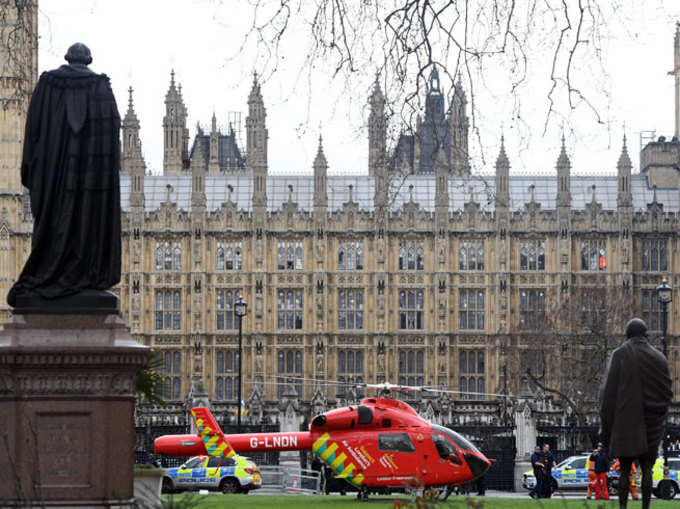 UK की संसद के बाहर गोलीबारी, कई घायल