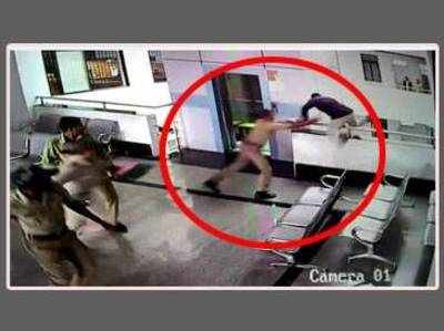 CCTV ফুটেজ: পালাতে গিয়ে মৃত্যু অভিযুক্ত কনস্টেবলের