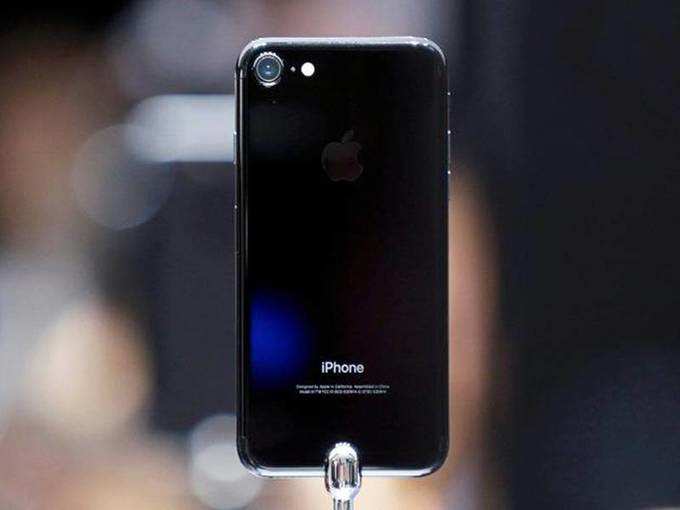 Apple iPhone 7