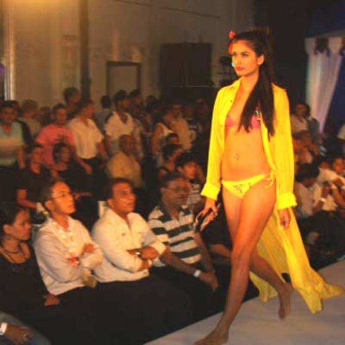 आईपीएल में फैशन शो