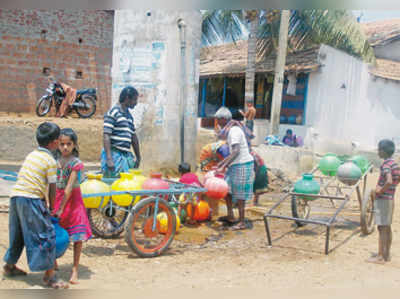 ನದಿಯಲ್ಲಿ ನೀರಿದ್ದರೂ ಕುಡಿಯಲು ಇಲ್ಲ !