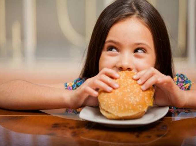 बच्चों के बेहतर विकास के लिए जरूरी है स्वस्थ आहार
