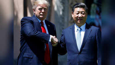 Trump and Chinese President shake hands in Florida 