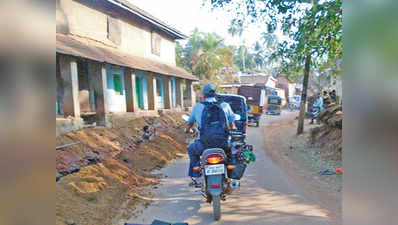 ಜನಕ್ಕೆ ತಪ್ಪದ ಧೂಳುಮಯ ರಸ್ತೆ