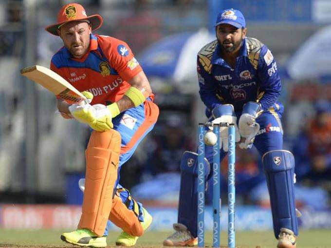 IPL 2017: मुंबई इंडियंस vs गुजरात लायंस in Pics