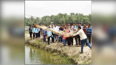 মাছের আকর্ষণে পর্যটন হলদিয়ায়