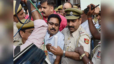 Delhi Police officials take TTV Dhinakaran to Chennai for investigation 