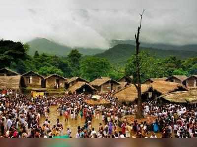 ബാവലിപ്പുഴയുടെ തീരത്തെ കൊട്ടിയൂരമ്പലം