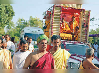 ರಾಘವೇಶ್ವರ ಶ್ರೀಗಳಿಗೆ ಭಕ್ತಿಯ ಸ್ವಾಗತ