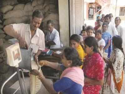 സംസ്ഥാനത്ത് അനിശ്ചിതകാല റേഷൻ സമരം തുടങ്ങി