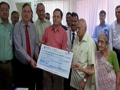 84 साल के रिटायर्ड बैंक क्लर्क ने सेना को दान में दिए 1 करोड़ रुपये