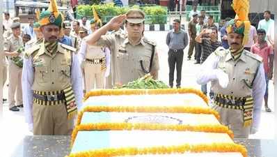 ঘরে ফিরল অসমে শহিদ বাঙালি জওয়ানের কফিনবন্দি দেহ