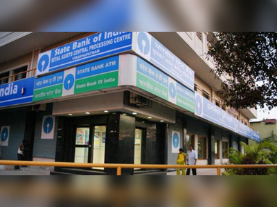 এবার ATM থেকে টাকা তুললেও চার্জ নেবে SBI