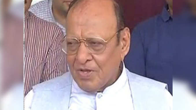 Shankarsinh Vaghela denies joining hands with BJP 