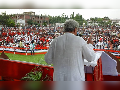 অমিত শাহের পর ত্রিপুরায় ইয়েচুরি, নিশানায় বিজেপি