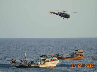 भारतीय नौसेना ने नाकाम की समुद्री डकैती की कोशिश