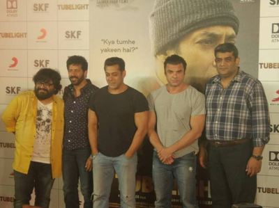 सलमान खान की अगली फिल्म ट्यूबलाइट का मुंबई में ट्रेलर हुआ लॉन्च, ओम पुरी को याद कर हुए भावुक