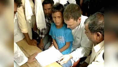 Rahul Gandhi visits riot-hit Saharanpur 