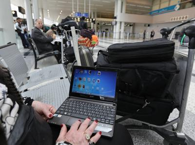 US: यूरोप से आने वाली फ्लाइटों पर लैपटॉप बैन नहीं