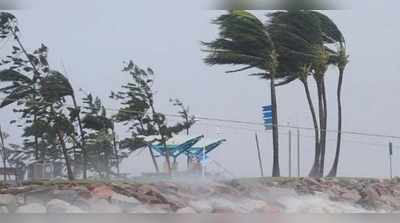 মোহরারের তাণ্ডবে বলি ৭, ঘূর্ণিঝড়ে বিধ্বস্ত বাংলাদেশ