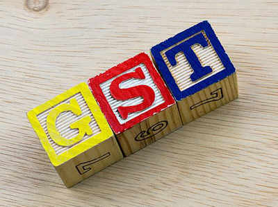 GST के कारण मोबाइल कंपनियों ने रोका 1000 करोड़ का निवेश