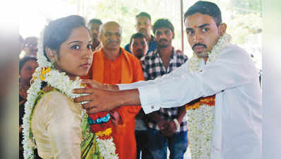 ಹಿಂದೂ ಧರ್ಮಕ್ಕೆ ಸೇರಿ ವಿವಾಹವಾದ ಹಸನ್‌