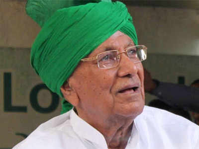 82 की उम्र में पूर्व CM चौटाला ने 10वीं पास की