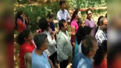 Mumbai: School expels students for protesting fee hike, parents meet governor 