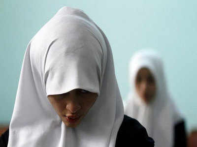 अमेरिका: स्कूल के सुरक्षाकर्मी ने जबरन मुस्लिम छात्रा का हिजाब हटाया