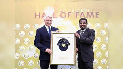 <p>ICC हॉल आफ फेम में शामिल होने वाले पहले श्रीलंकाई क्रिकेटर बने मुरलीधरन</p>