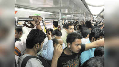दिल्ली मेट्रो: जेब काटने वालों में 77% महिलाएं, CISF ने बनाई स्पेशल टीम