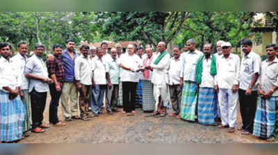 ಬ್ಯಾಂಕ್‌ ಮಂಜೂರಿಗೆ ಕಡೂರ ಗ್ರಾಮಸ್ಥರ ಆಗ್ರಹ