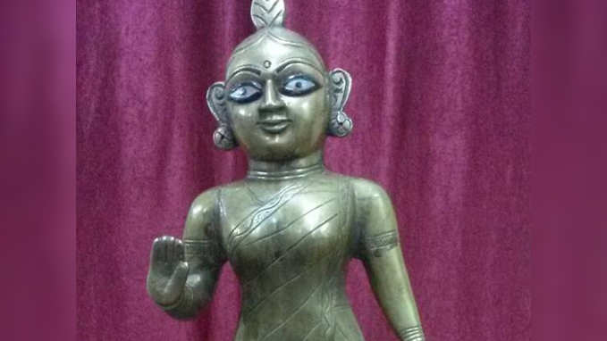 Antique idol of Sita worth Rs 40 crore seized, 2 held 